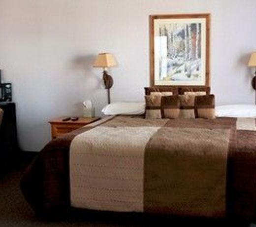 The Slopeside Inn