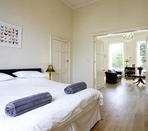 BATH BOUTIQUE STAYS