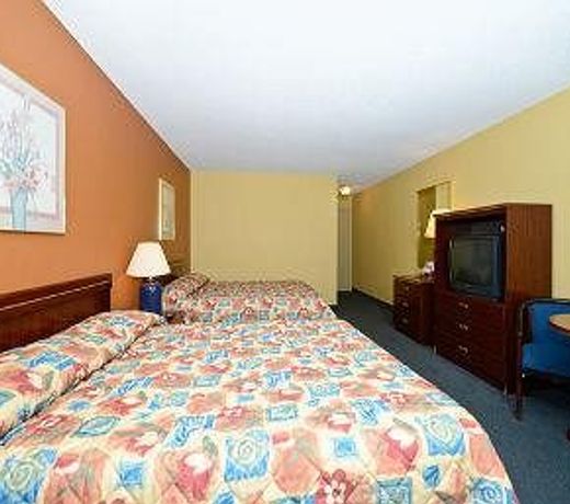Days Inn & Suites by Wyndham Kalamazoo
