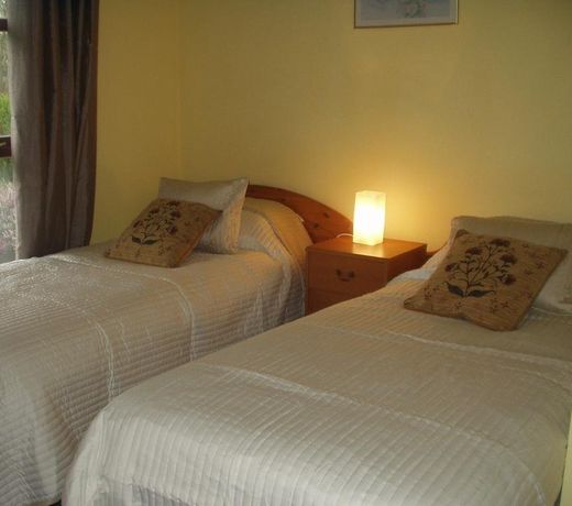 PINE LODGE