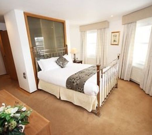 93a Grey Street Apartments