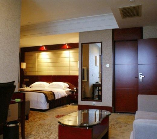 TREASURE PALACE HOTEL