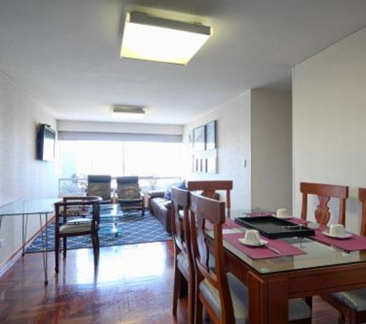 Guernica Apartments
