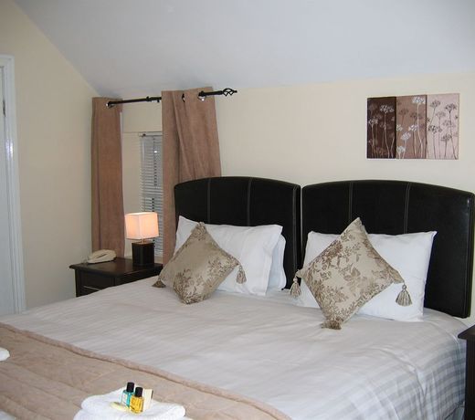 Russell Court Hotel