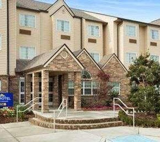 Microtel Inn & Suites by Wyndham Belle Chasse/New Orleans