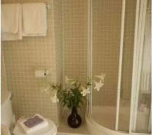 GRAFTON GUESTHOUSE