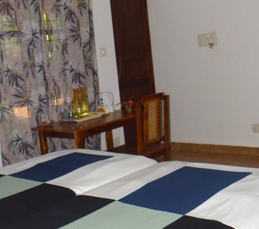 Inn Pondiville Forest Retreat