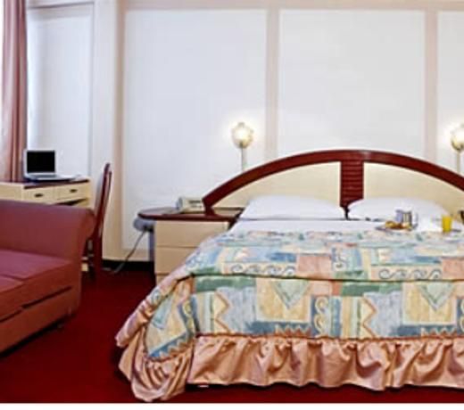 Americana Hotel