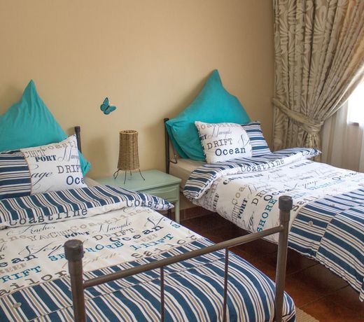 JoThams Guest House