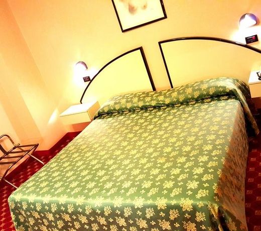 Hinterland Hotel