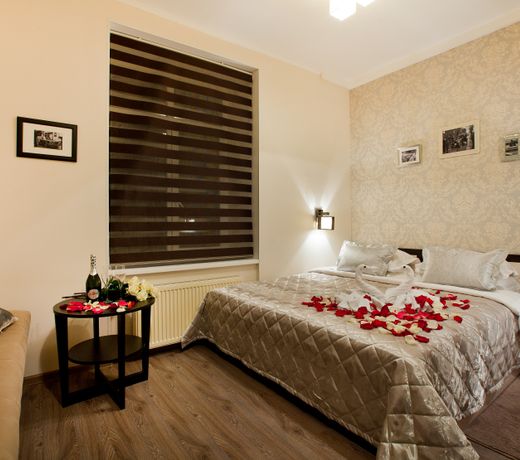 Apriori Hotel