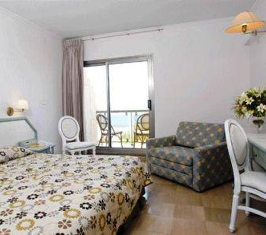 Residence Beach Hotel