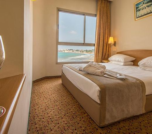 Rimonim Palm Beach
