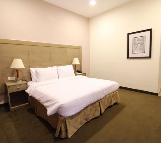 Ritz Hotel