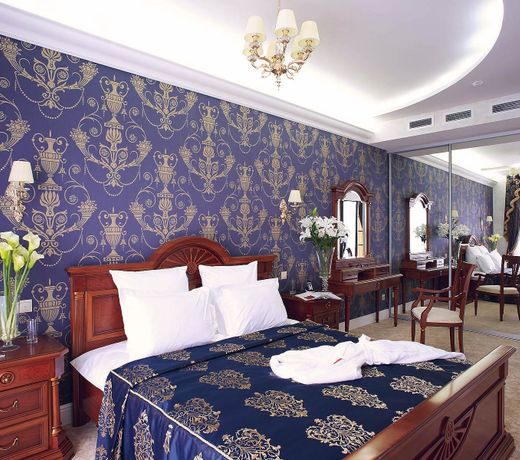 Imperial Club Deluxe