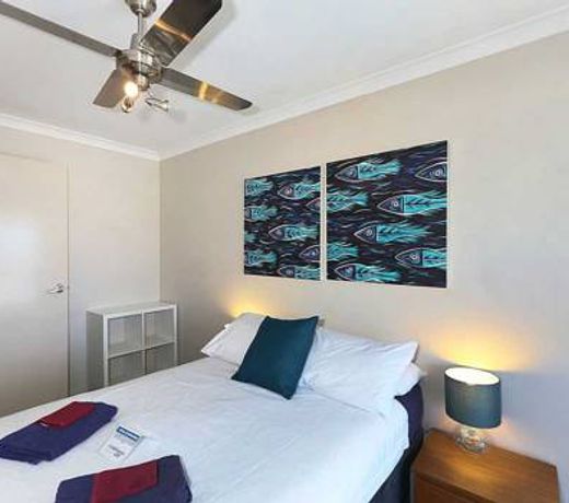 Scarborough Beach Front Resort - Shell Seven