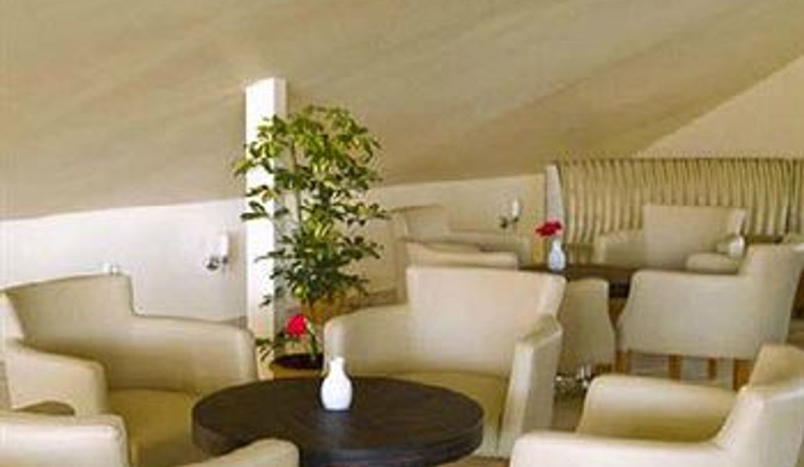 Marine House Boutique Hotel