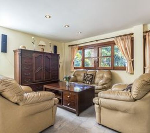 Eco Valley Lodge
