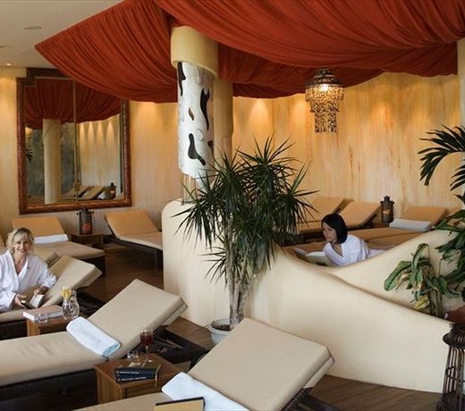 GRAND HOTEL PANHANS