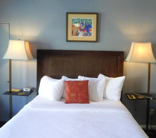 Avanti Hotel