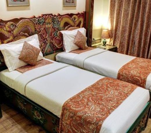Palace On Ganges - Heritage Hotel