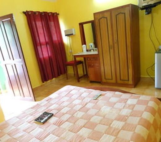 Jes Guest House