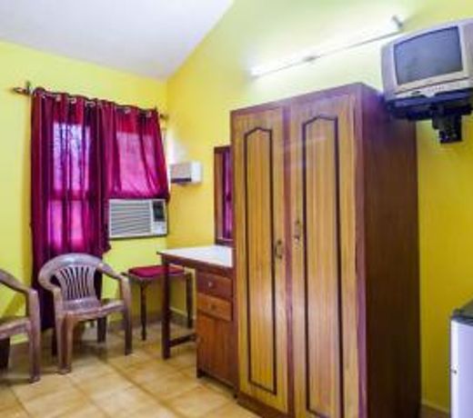 Jes Guest House