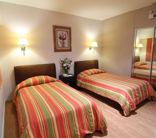 Court Meridian Hotel & Suites