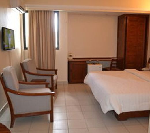 Planet Hotel