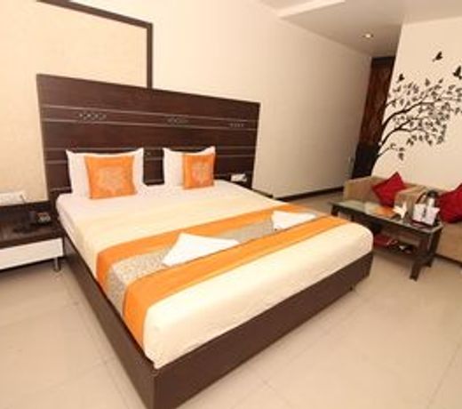 Hotel Meera