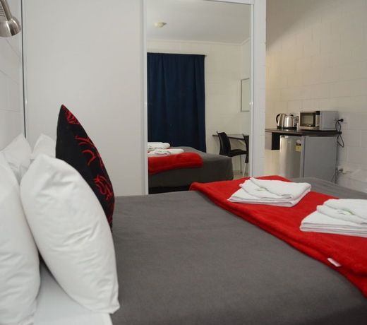 Capricorn Hotel