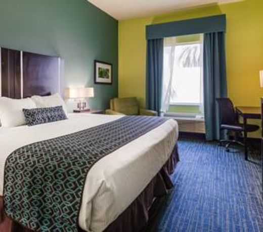 Best Western Plus Carrizo Springs Inn & Suites