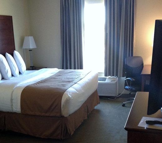 Cobblestone Hotel & Suites - Knoxville