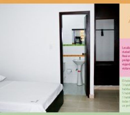 Hotel Alameda Real