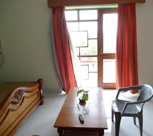 HOTEL GAUTAMA