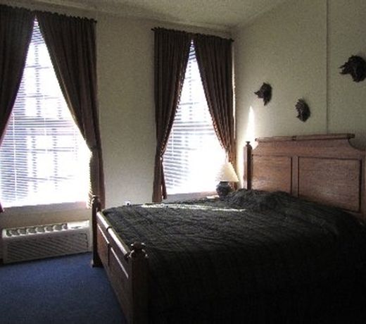 MacArthur Inn