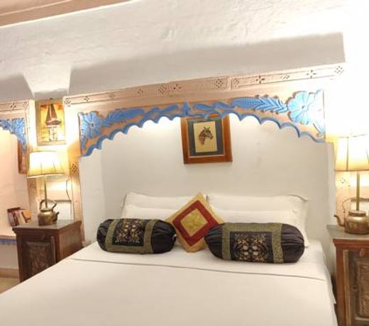 Shahi Guest House