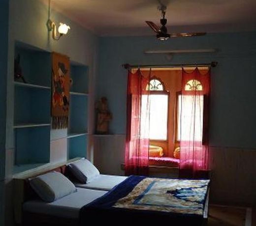 Ganesh Guest House