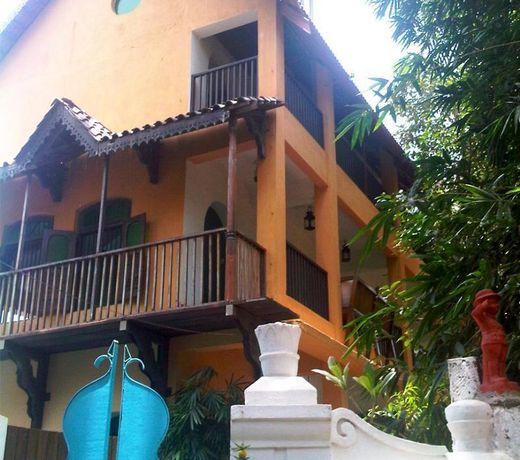 WATERS RESORTS