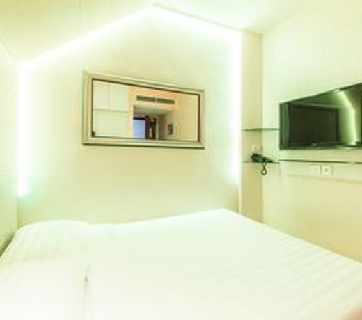 Fragrance Hotel - Viva