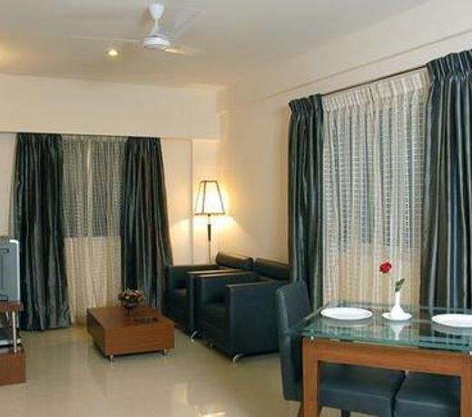 Octave Empire Castle Suites