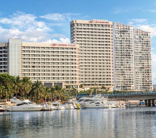 Crowne Plaza Sanya City Center, an IHG Hotel