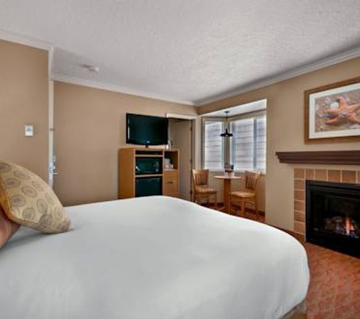 Hallmark Resort in Cannon Beach