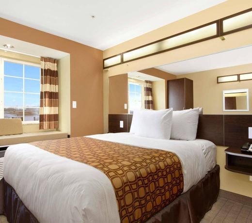 Microtel Inn & Suites by Wyndham
