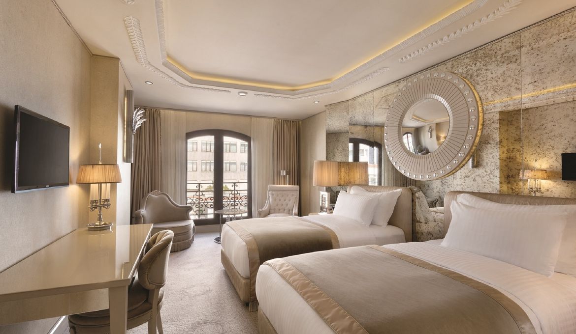 Wyndham Grand Istanbul Kalamis Marina Hotel