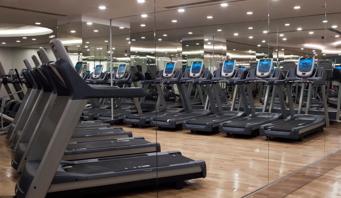 Wyndham Grand Istanbul Kalamis Marina Hotel
