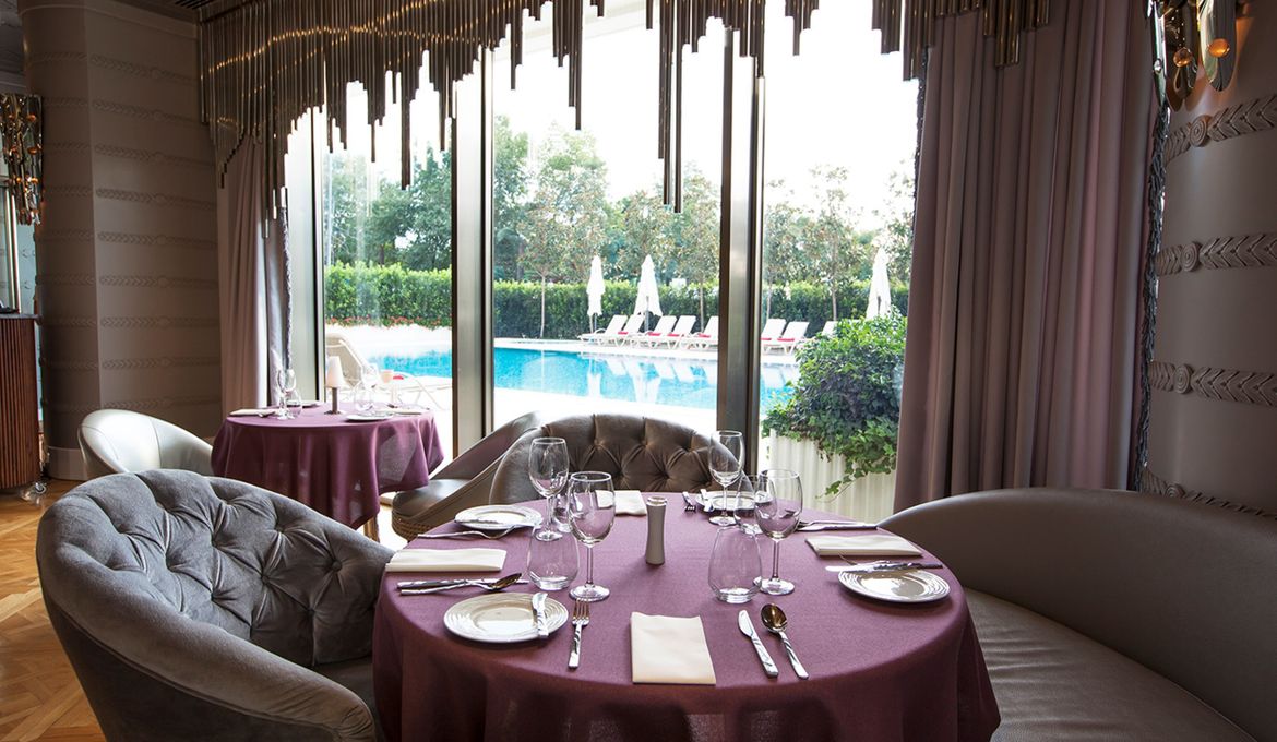 Wyndham Grand Istanbul Kalamis Marina Hotel