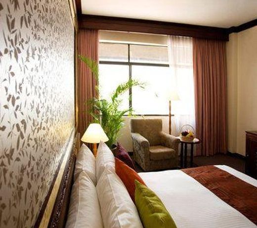 Hotel Grand Pacific