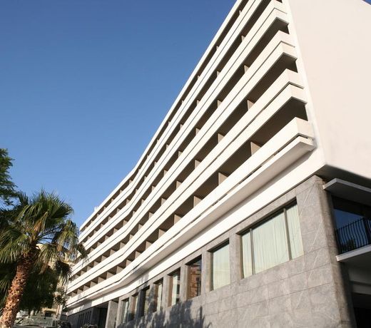 Aquila Atlantis Hotel