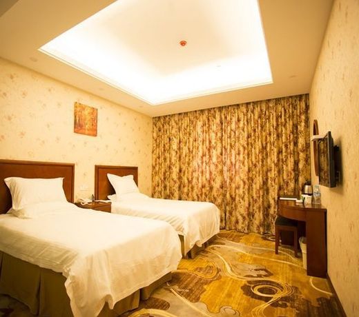 GreenTree Inn HeNan XinXiang LaoDong S) Street ZangYing Bridge Business Hotel